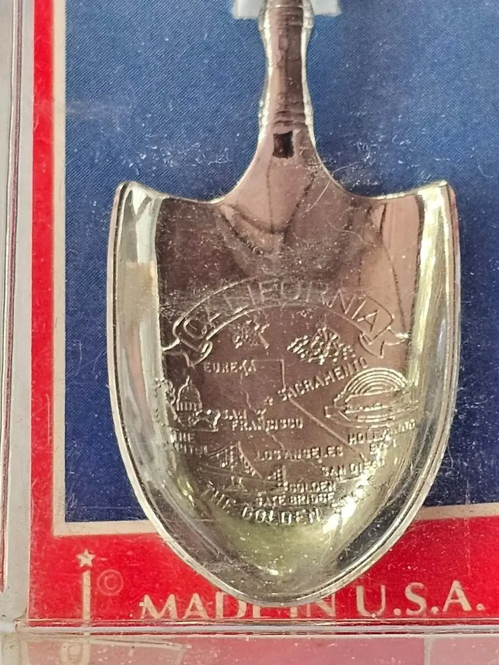 Unbranded silver tone